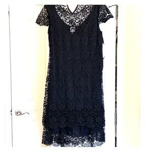 ANNE KLEIN Black Lace Dress Tiered Hem